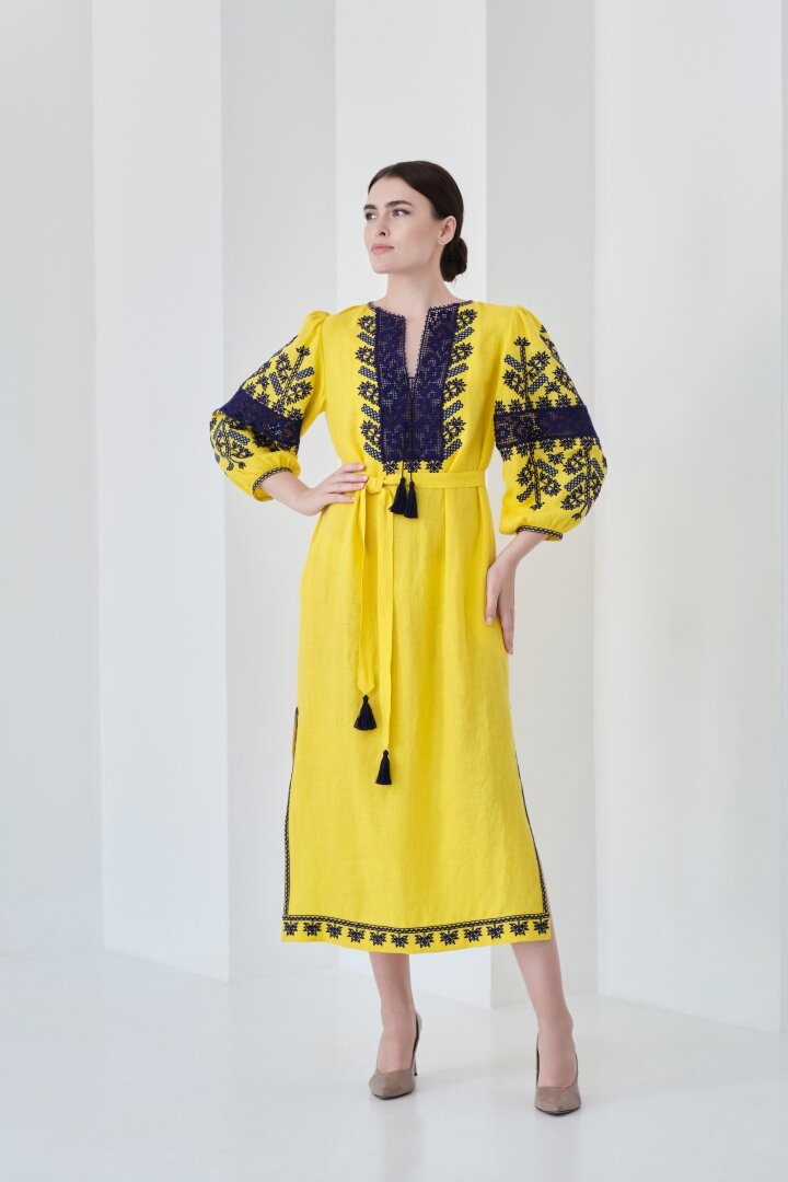 Traditional best sale yellow dresses